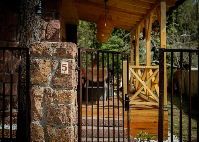 Shack Semesterbostad *